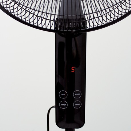 Ventilador de pie Tehri negro con motor DC 30w GSC